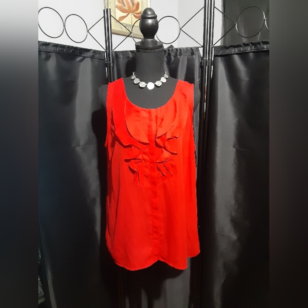 Kenneth Cole Reaction Vibrant Red Sleeveless Blouse Ruffle Accents Women's L